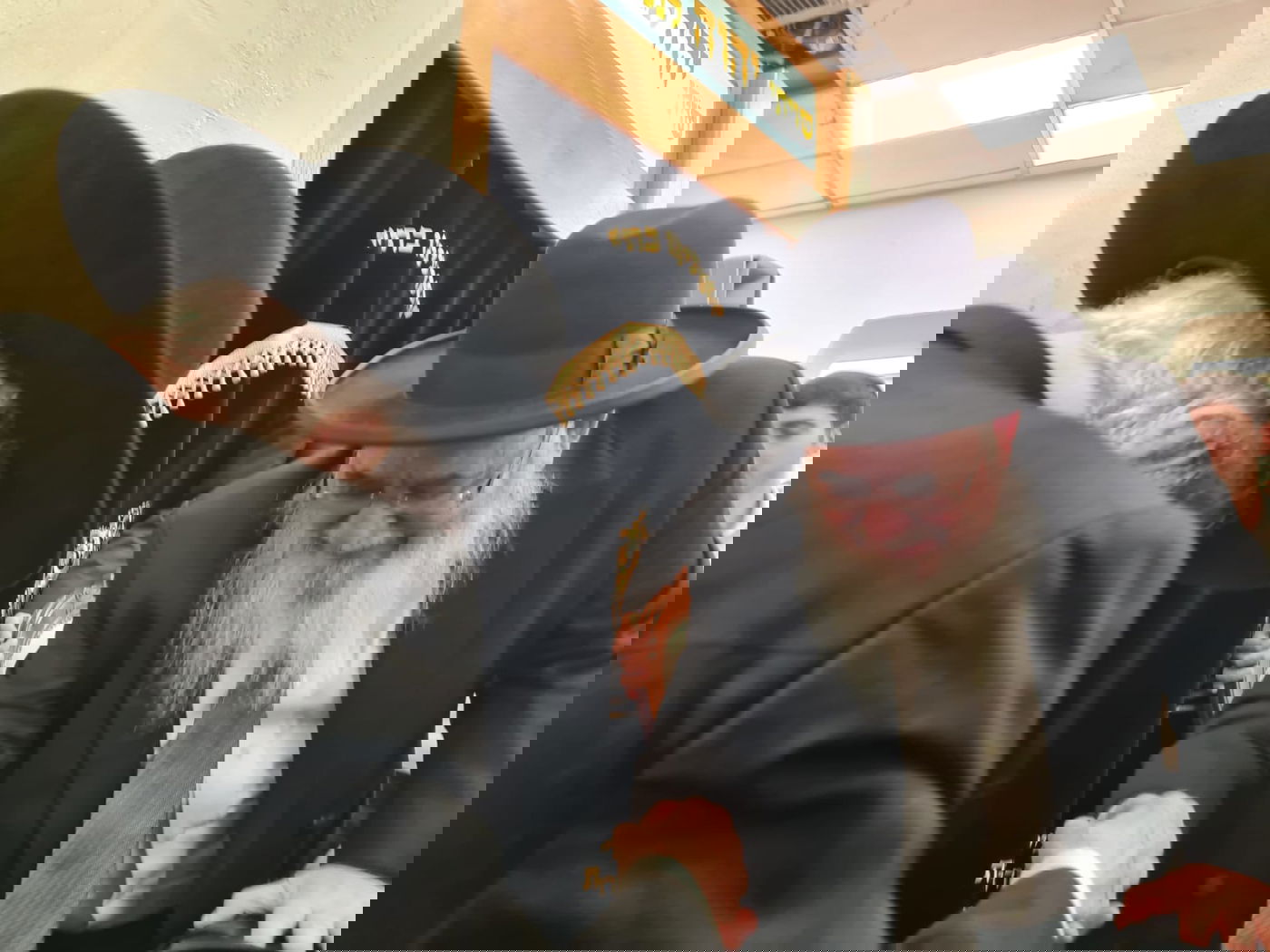 ראש הישיבה בשיחה בישיבה הערב