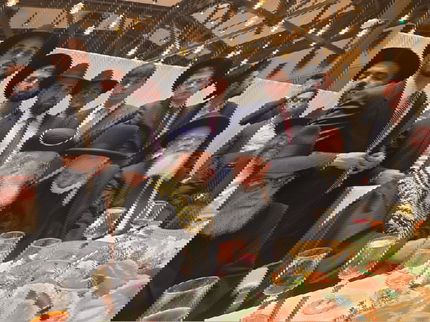 שמחת נישואי נכדו של רבי יצחק כהן 