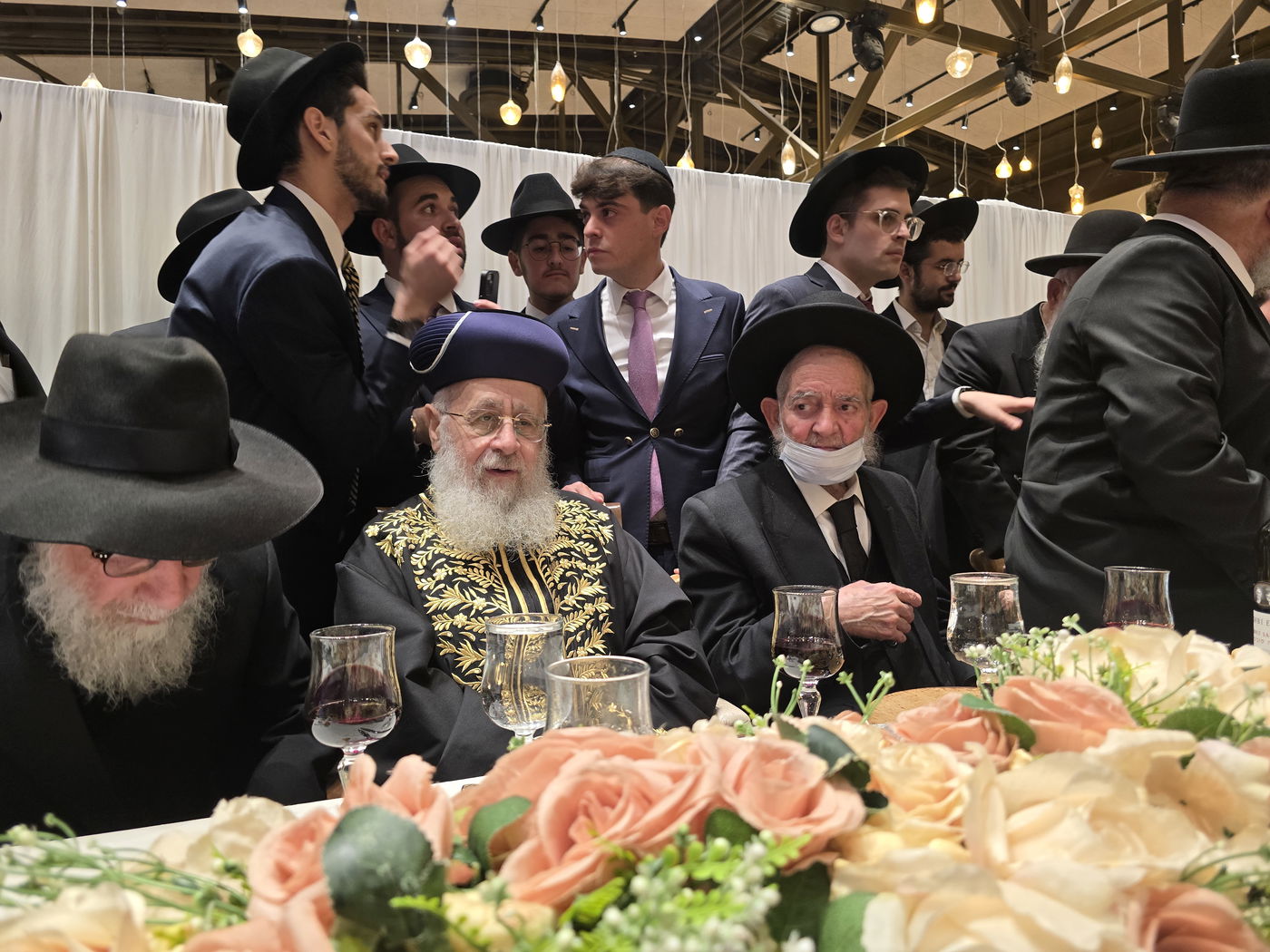 שמחת נישואי נכדו של רבי יצחק כהן 