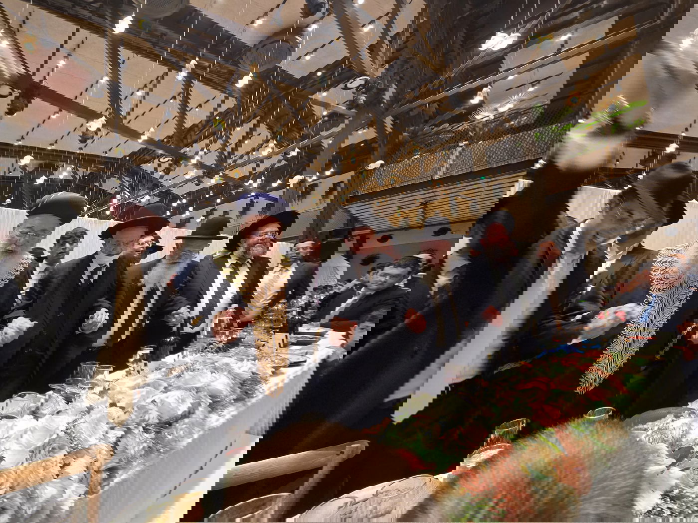 שמחת נישואי נכדו של רבי יצחק כהן 