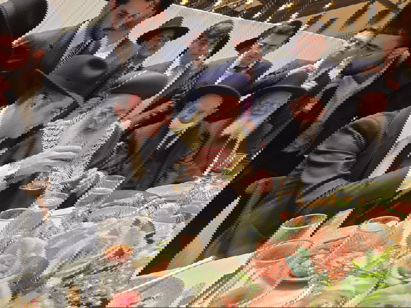 שמחת נישואי נכדו של רבי יצחק כהן 