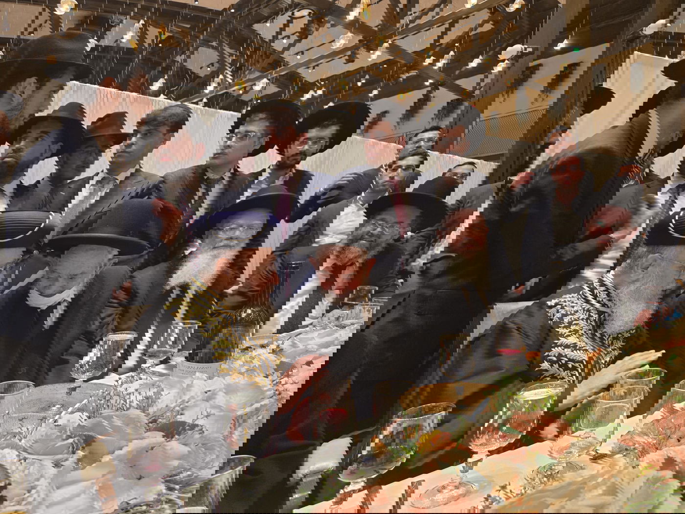 שמחת נישואי נכדו של רבי יצחק כהן 