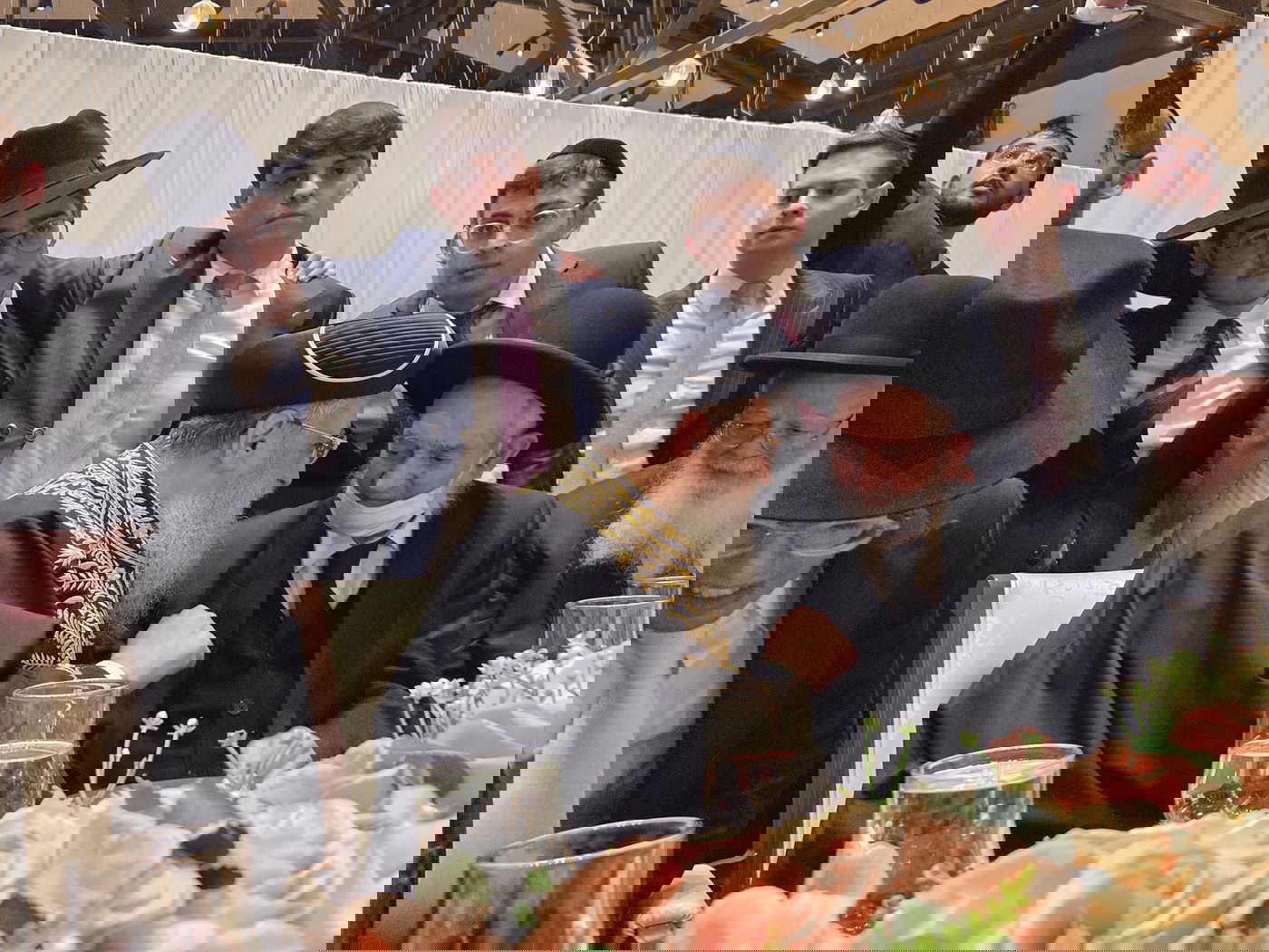 שמחת נישואי נכדו של רבי יצחק כהן 