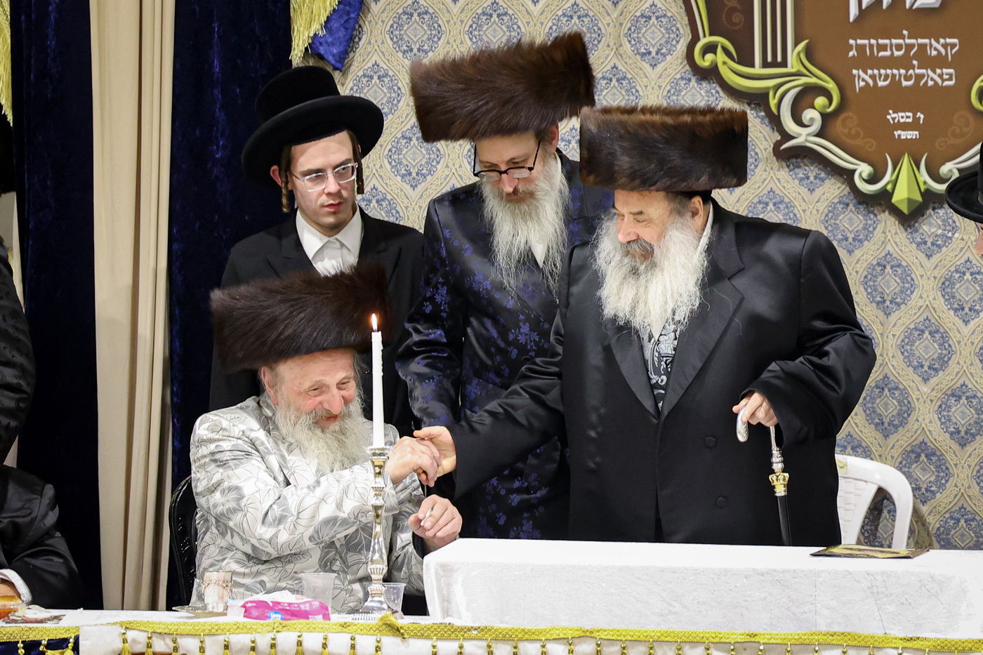 שמחת בית תולדות אברהם יצחק - קארלסבורג - פאלטישאן