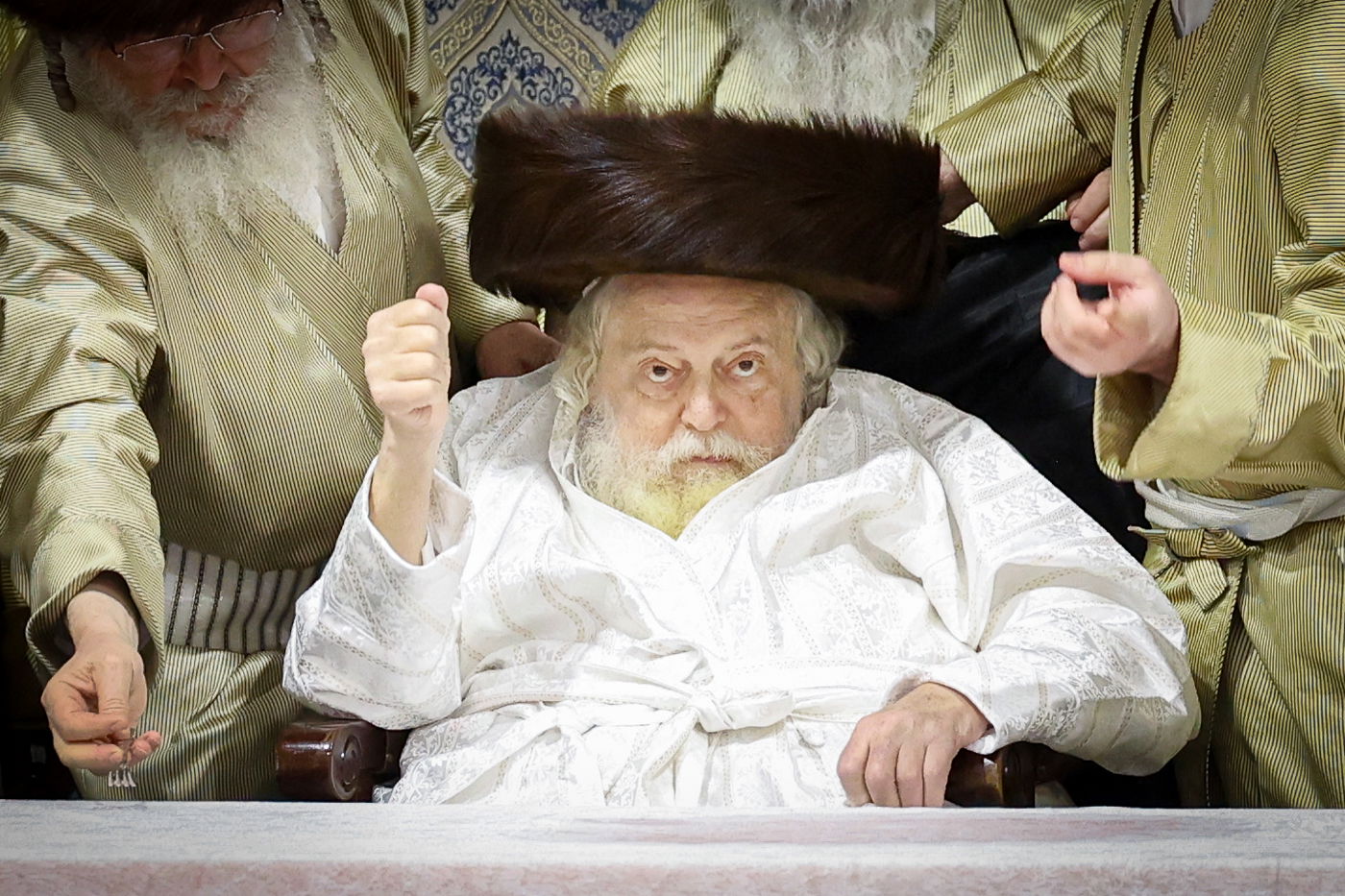 האדמו"ר מתולדות אברהם יצחק