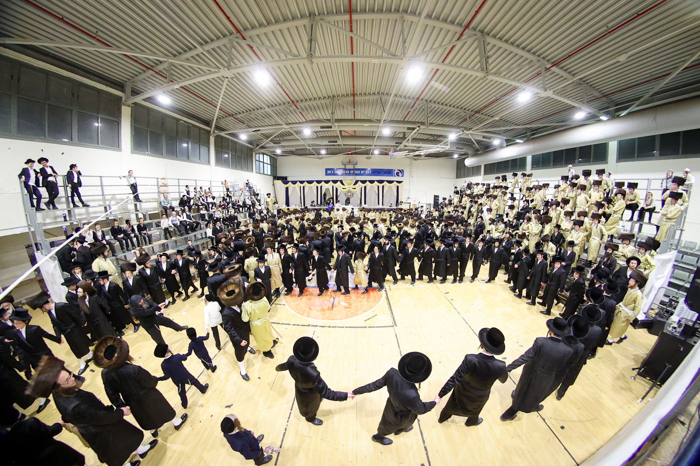 שמחת בית תולדות אברהם יצחק - קארלסבורג - פאלטישאן