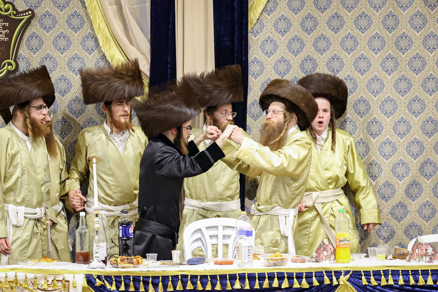 שמחת בית תולדות אברהם יצחק - קארלסבורג - פאלטישאן