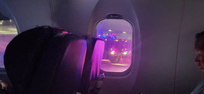 המטוס תקוע על המסלול