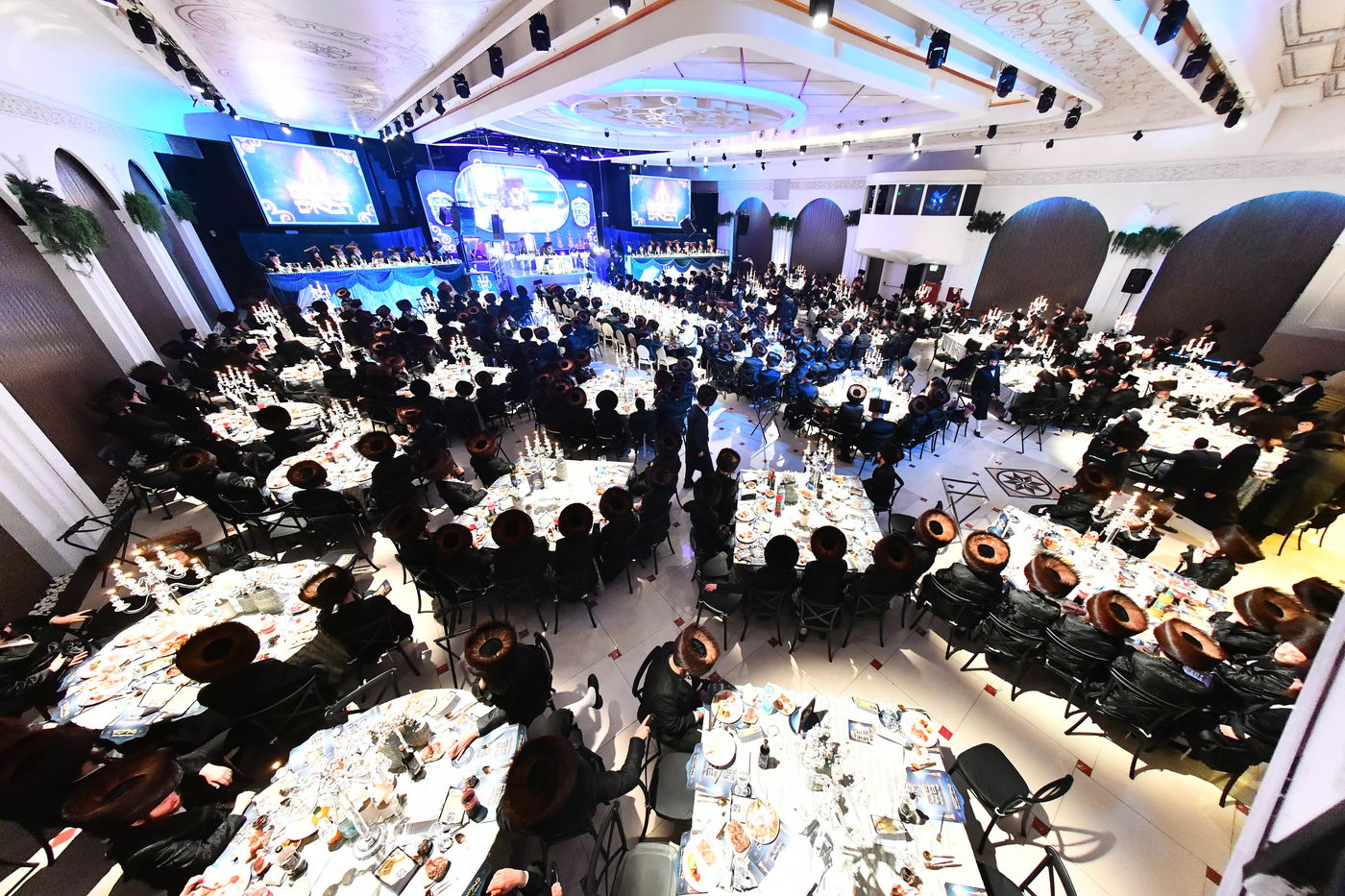 וועידה בחצה"ק זוטשקא