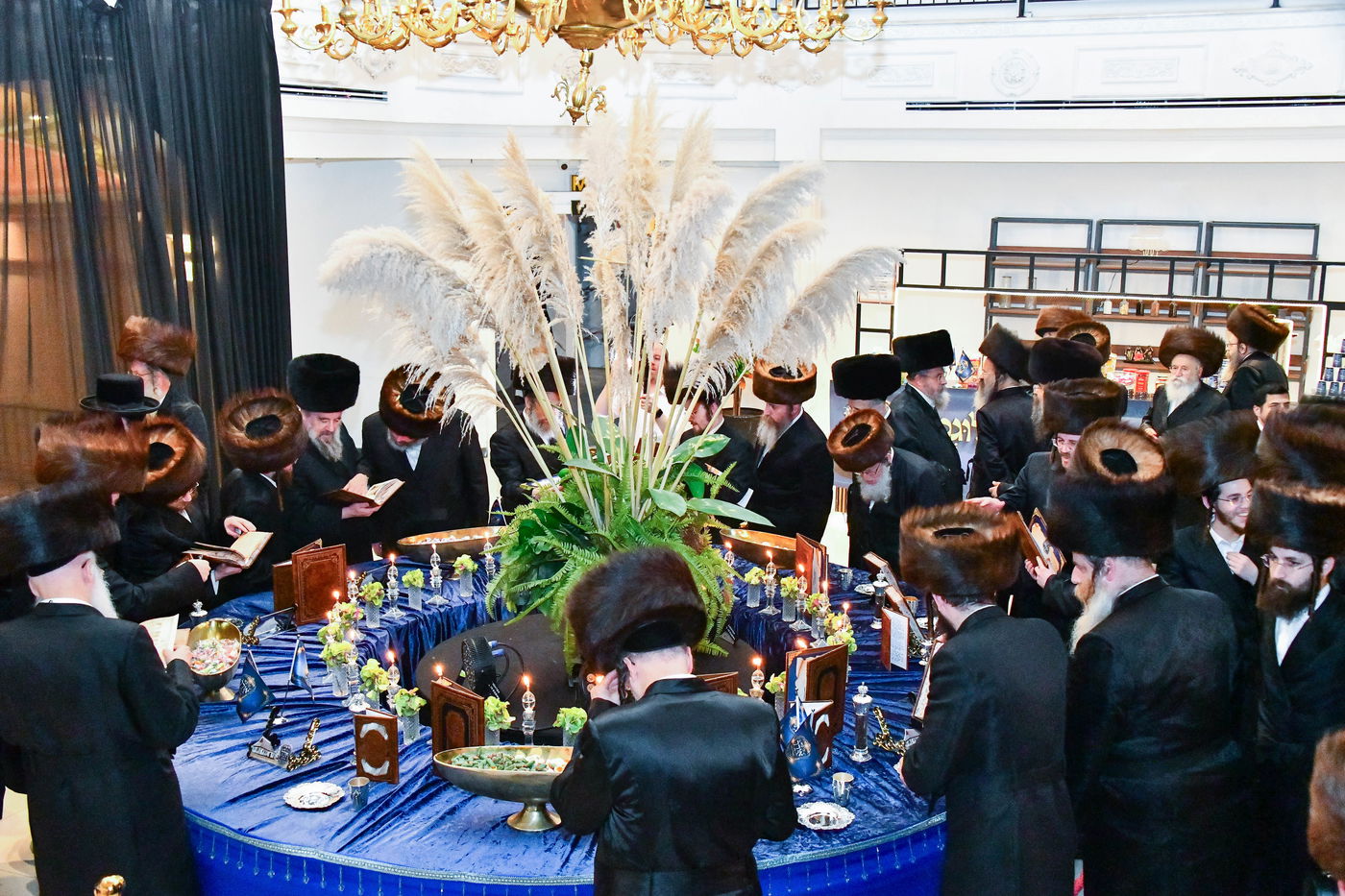 וועידה בחצה"ק זוטשקא