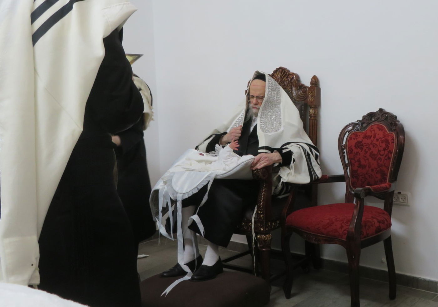 שמחת הברית לנין האדמו"רים מויז'ניץ וסערט ויז'ניץ