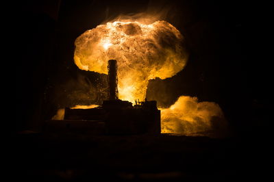 ציור המתאר את הפיצוץ בצ'רנוביל