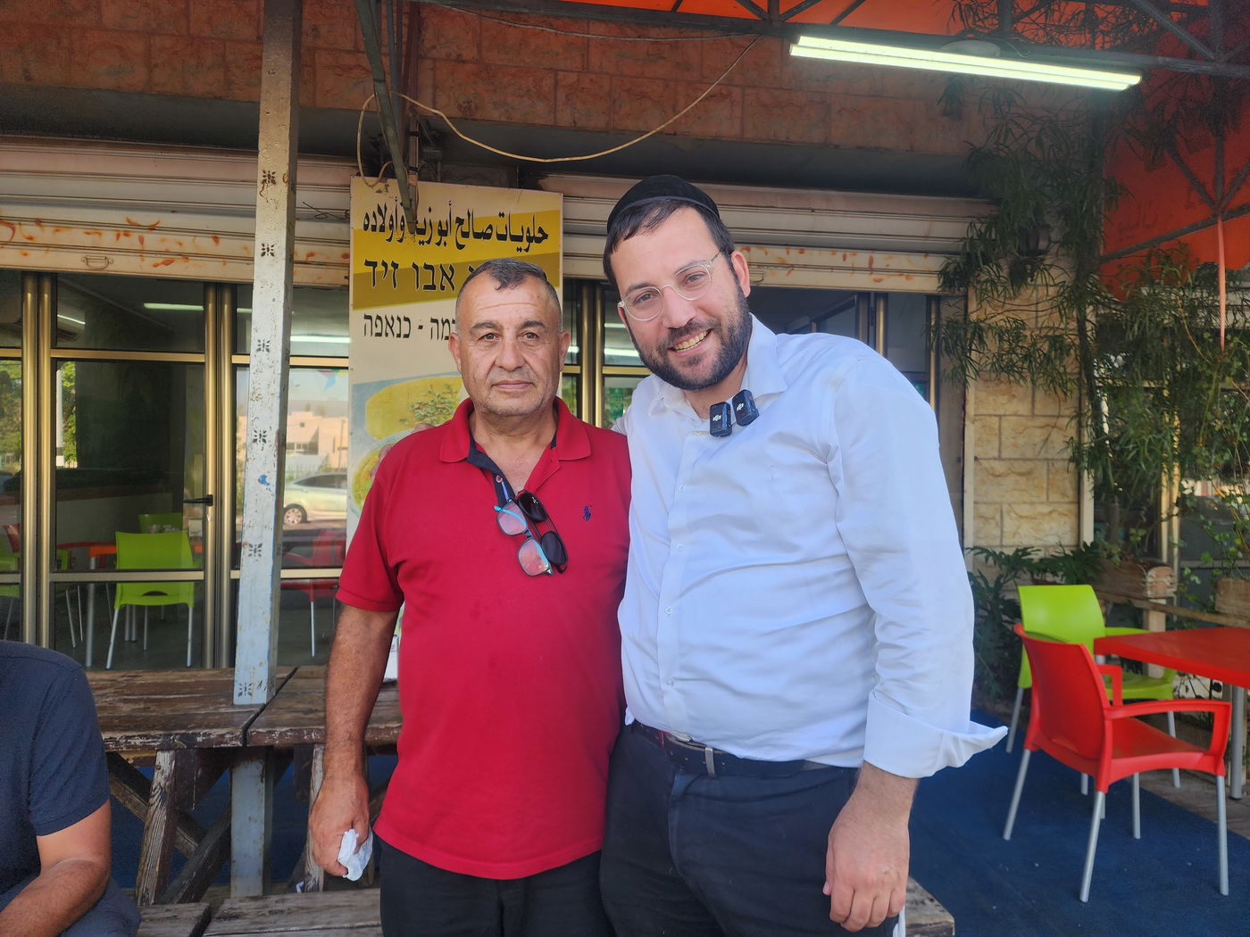 ישראל שפירא ברמת הגולן עם ד"ר סאלים ספאדי 