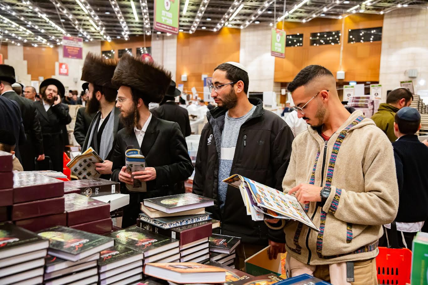 כולם מגיעים - יריד החסידות יצא לדרך- עשרות אלפי מוצרים במחירים שלא יחזרו