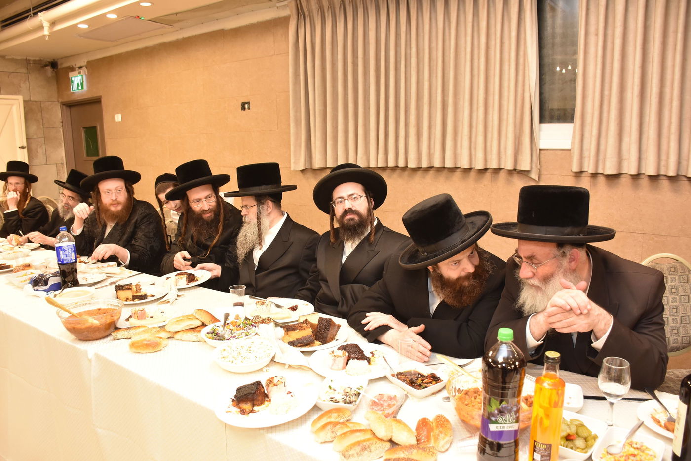 שמחת בית מכנובקא בעלזא - שאץ