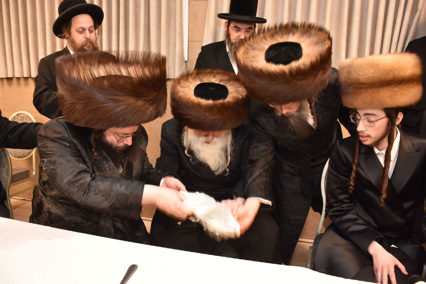 שמחת בית מכנובקא בעלזא - שאץ