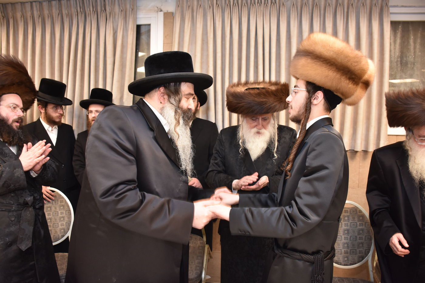 שמחת בית מכנובקא בעלזא - שאץ