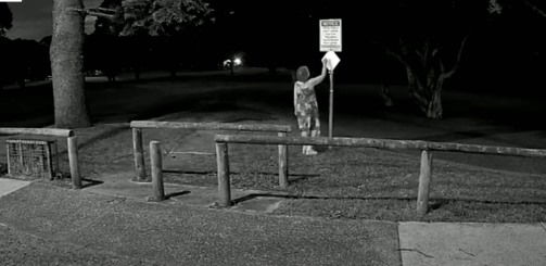 המעקב אחרי הסבתא: זה מה שגילו אותה עושה בשעת לפנות בוקר