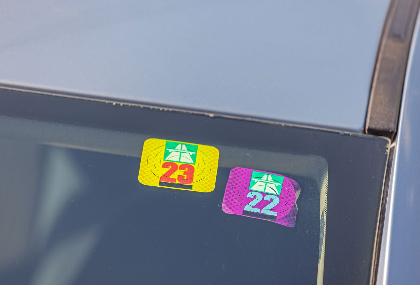 את זה ממש לא כדאי לשכוח. וינייטה לכבישים המהירים בשוויץ