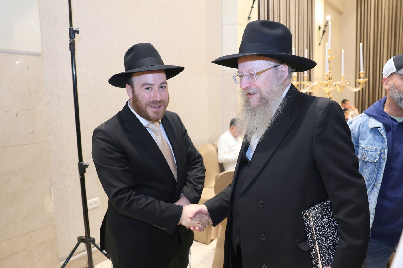 בר מצווה לבנו של אליהו ארנד