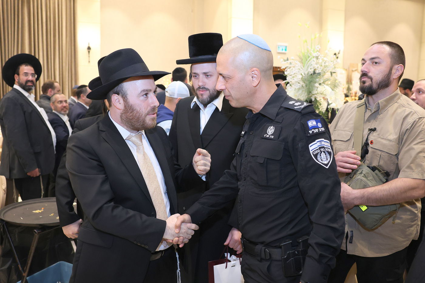 בר מצווה לבנו של אליהו ארנד