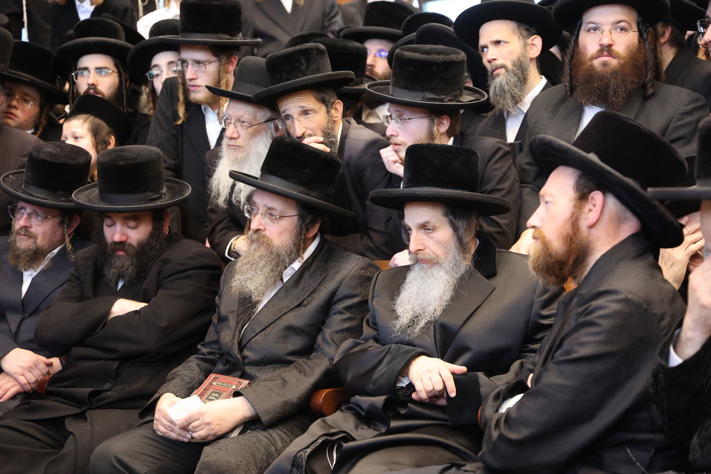 מסע הלויית הגה"צ אב"ד ערלוי ביתר זצ"ל