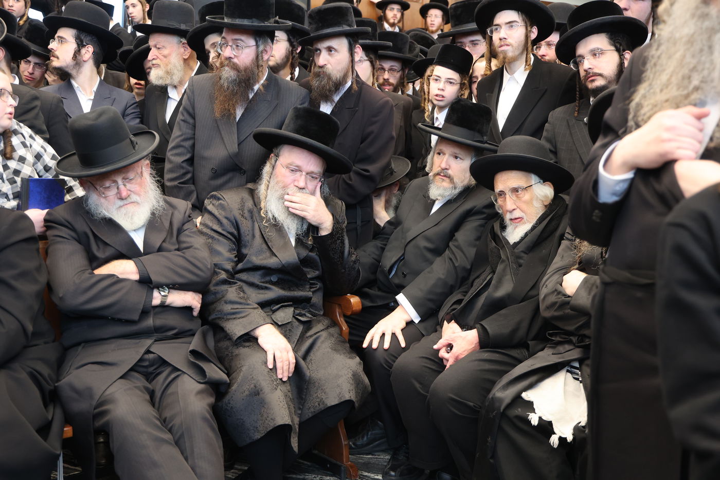 מסע הלויית הגה"צ אב"ד ערלוי ביתר זצ"ל