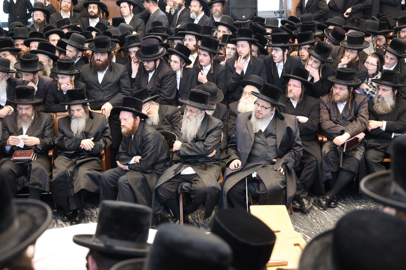 מסע הלויית הגה"צ אב"ד ערלוי ביתר זצ"ל