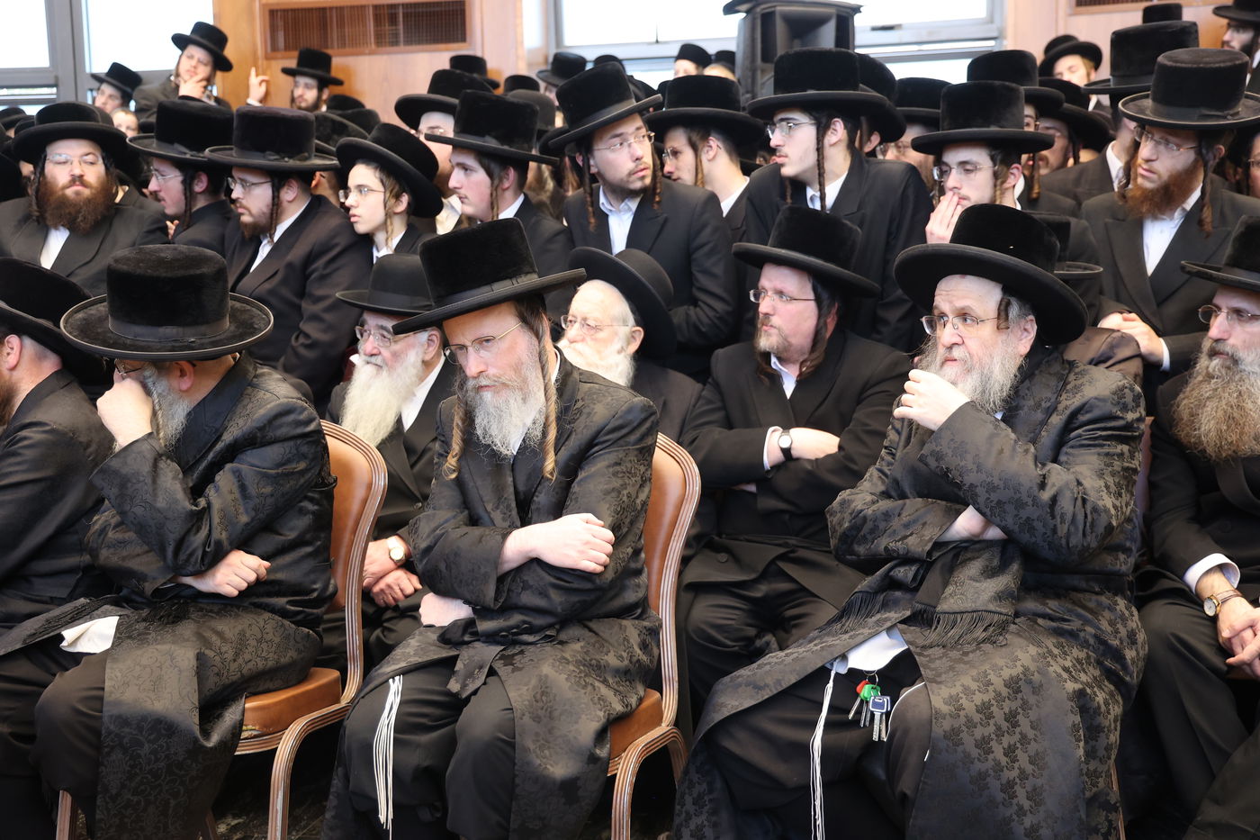 מסע הלויית הגה"צ אב"ד ערלוי ביתר זצ"ל