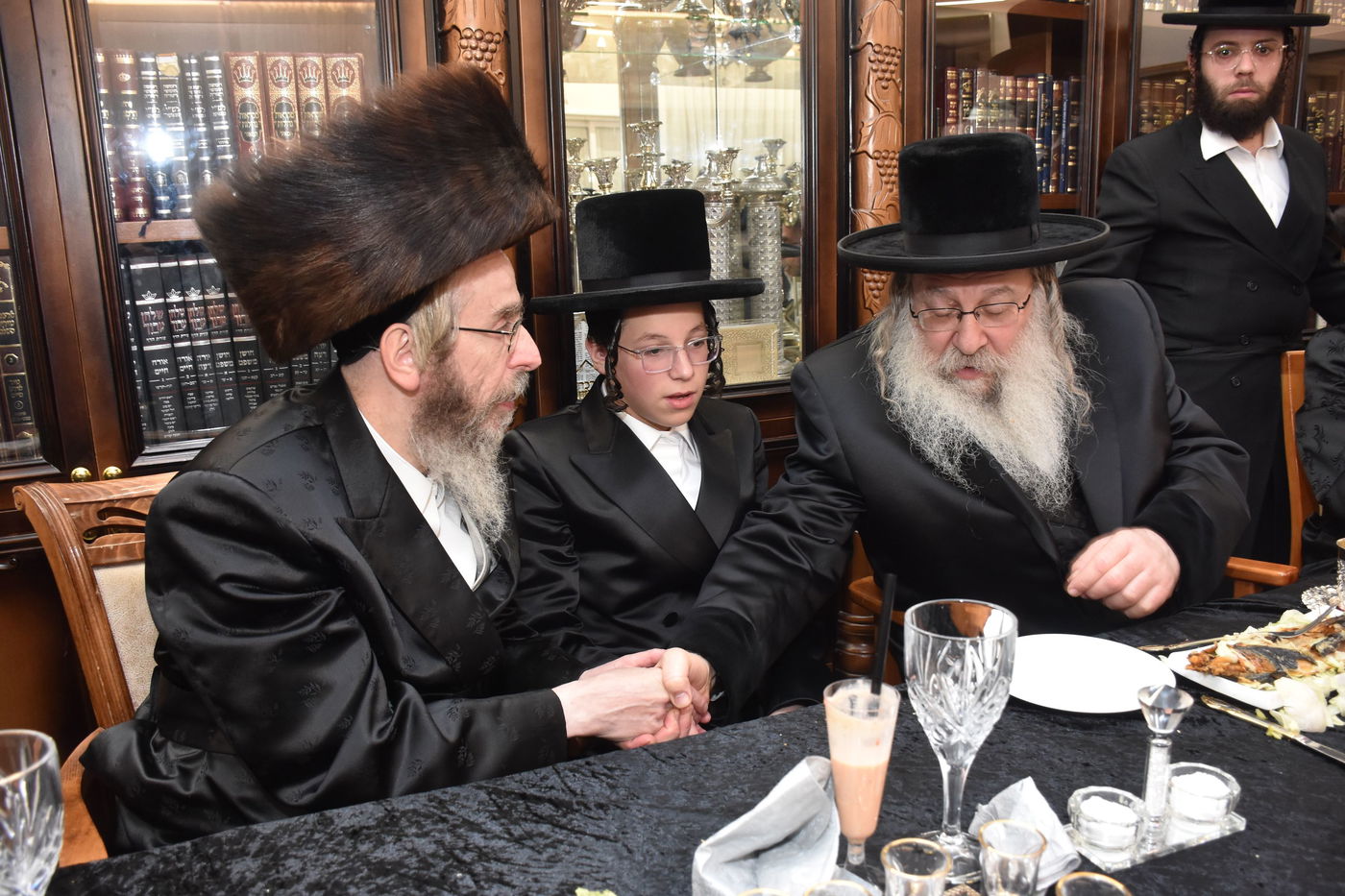 שמחת בר המצווה בחצרות ויז'ניץ -  נדבורנה