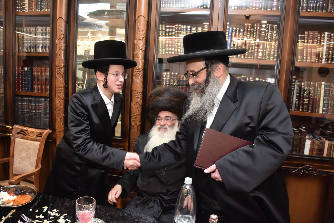 שמחת בר המצווה בחצרות ויז'ניץ -  נדבורנה