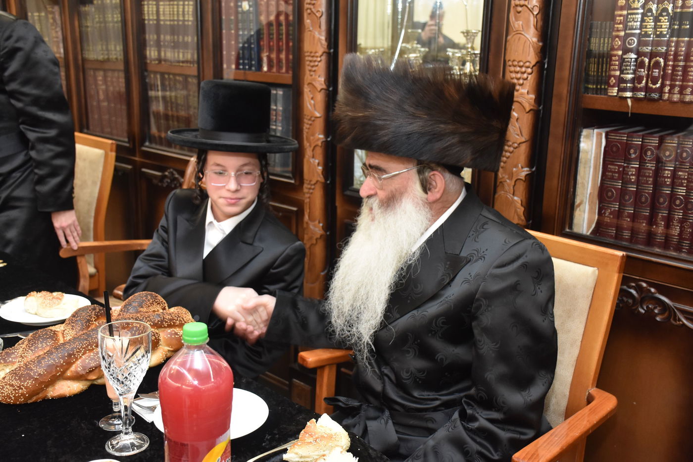 שמחת בר המצווה בחצרות ויז'ניץ -  נדבורנה