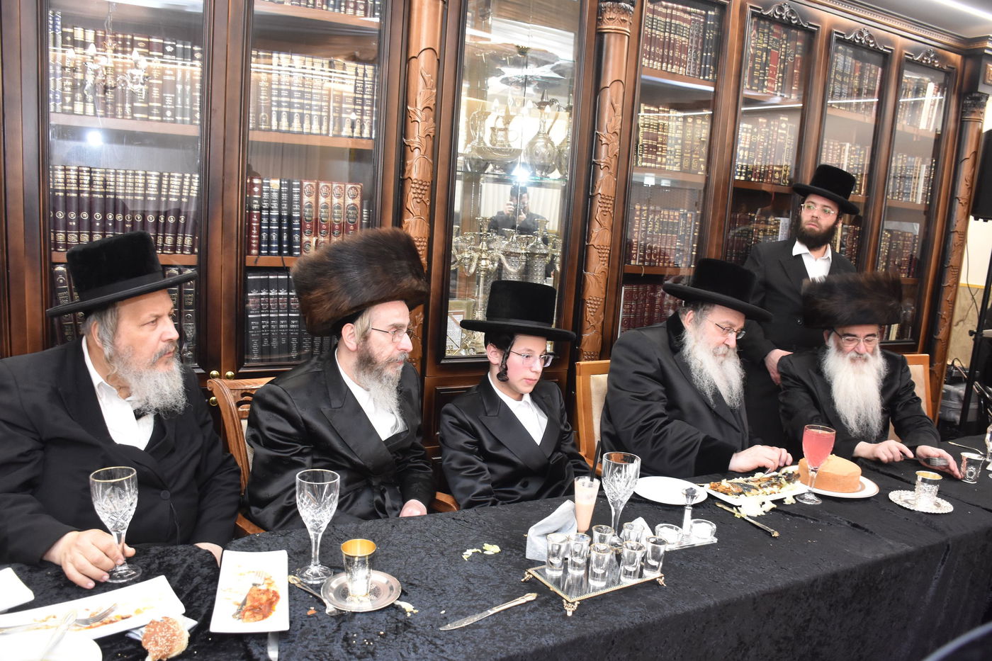 שמחת בר המצווה בחצרות ויז'ניץ -  נדבורנה