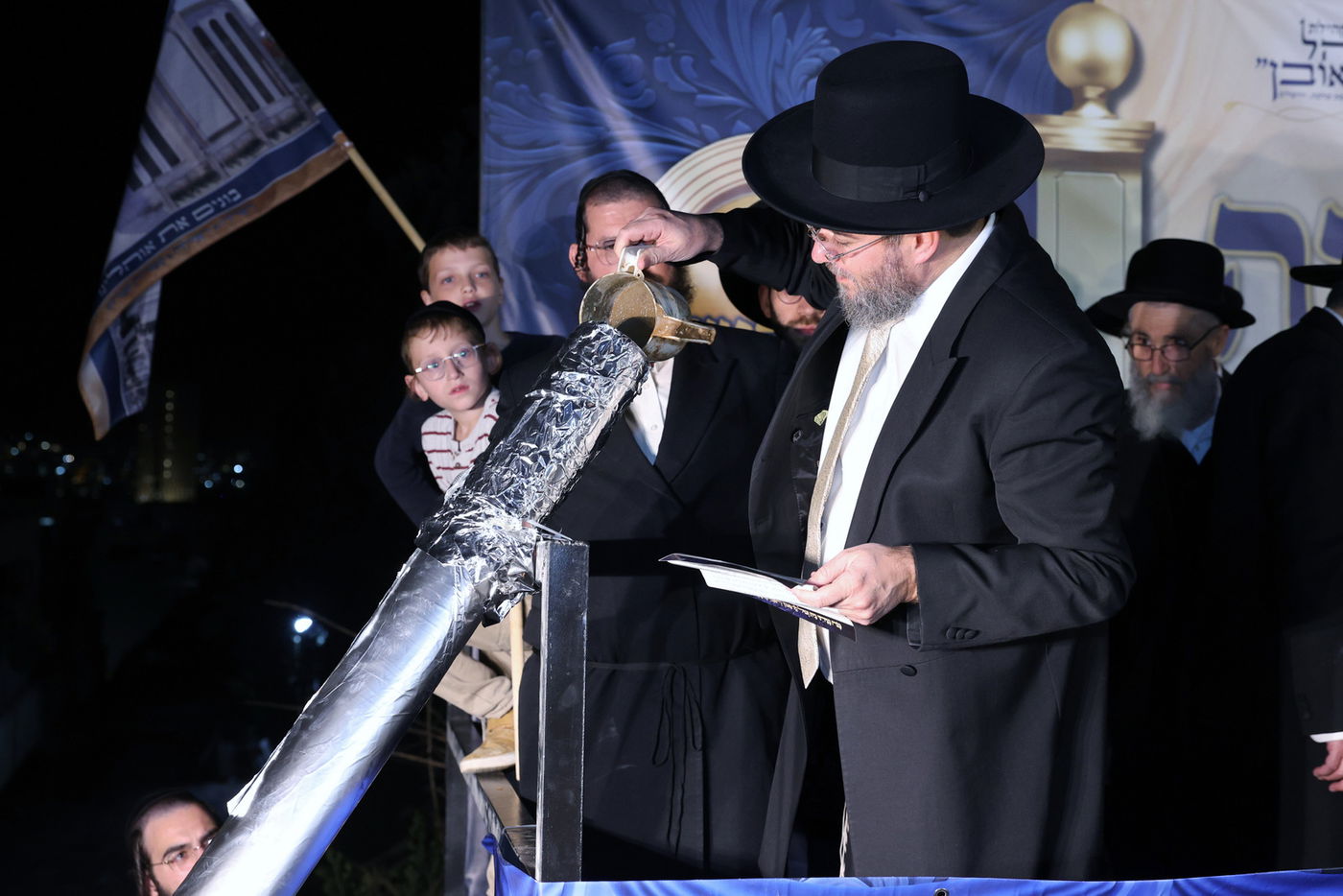 הנחת אבן הפינה למרכז תורה ותפילה 'אהל אברהם'