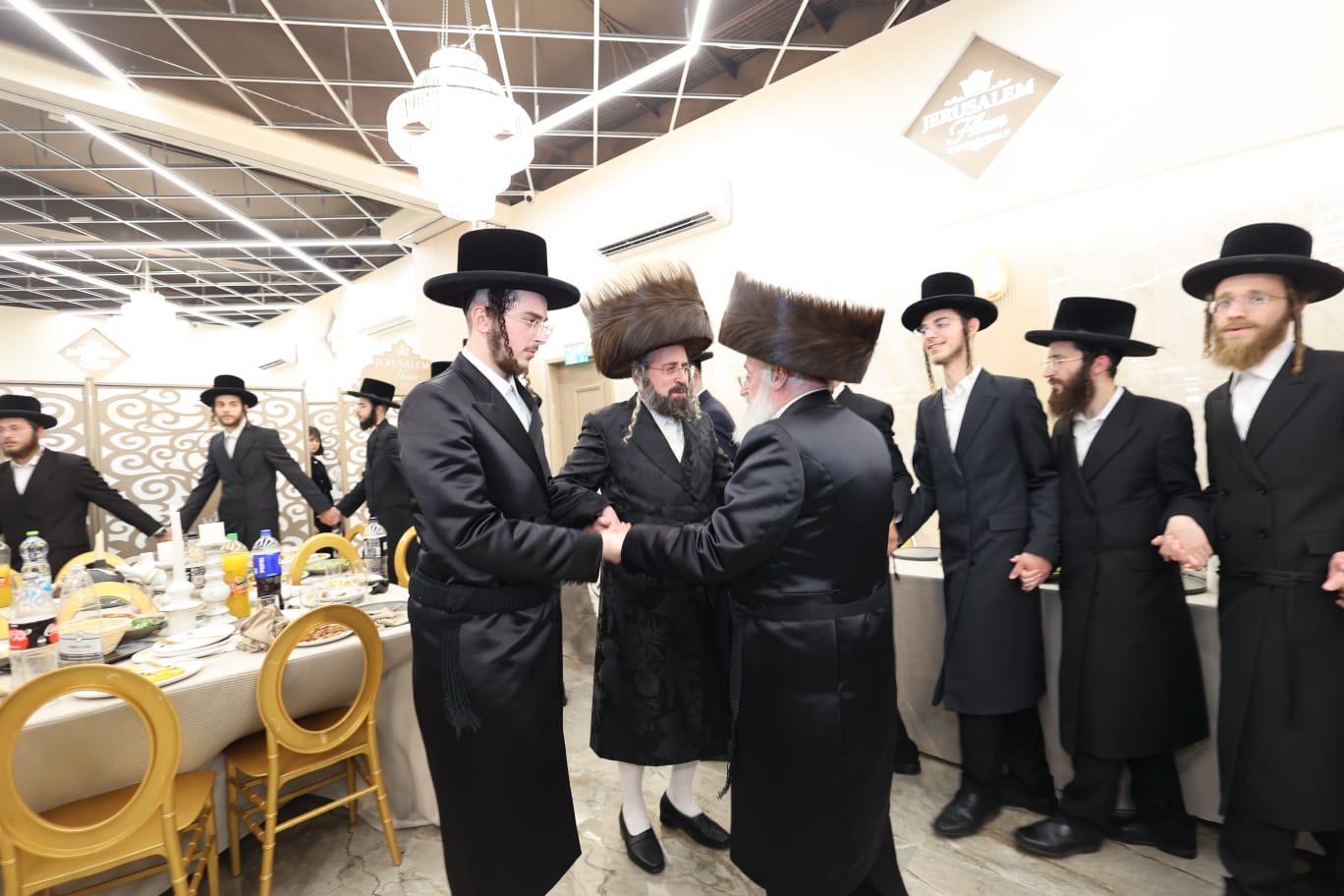 שמחת בית חיי נפש, בנו של הגר"ב ווייס התארס