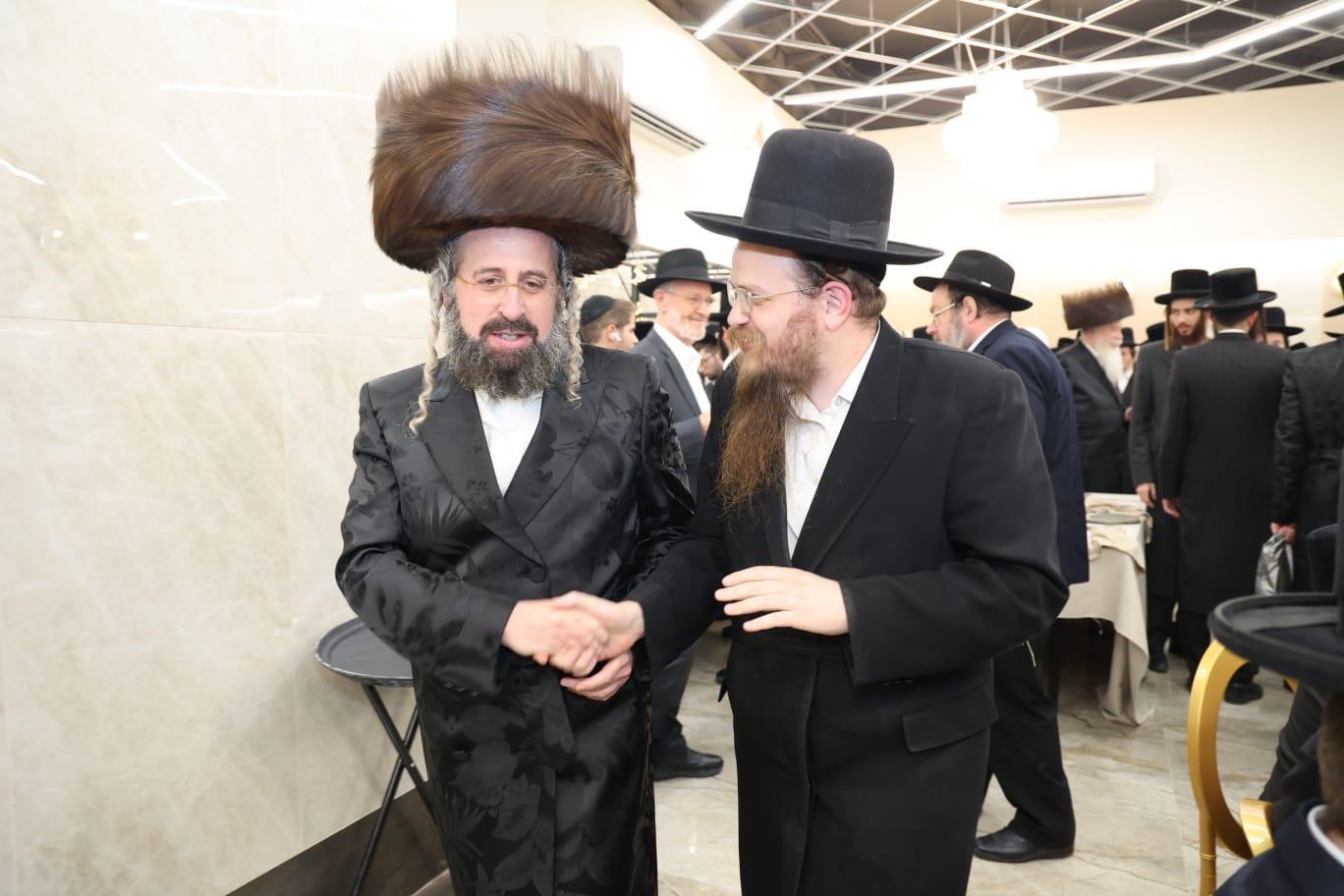 שמחת בית חיי נפש, בנו של הגר"ב ווייס התארס