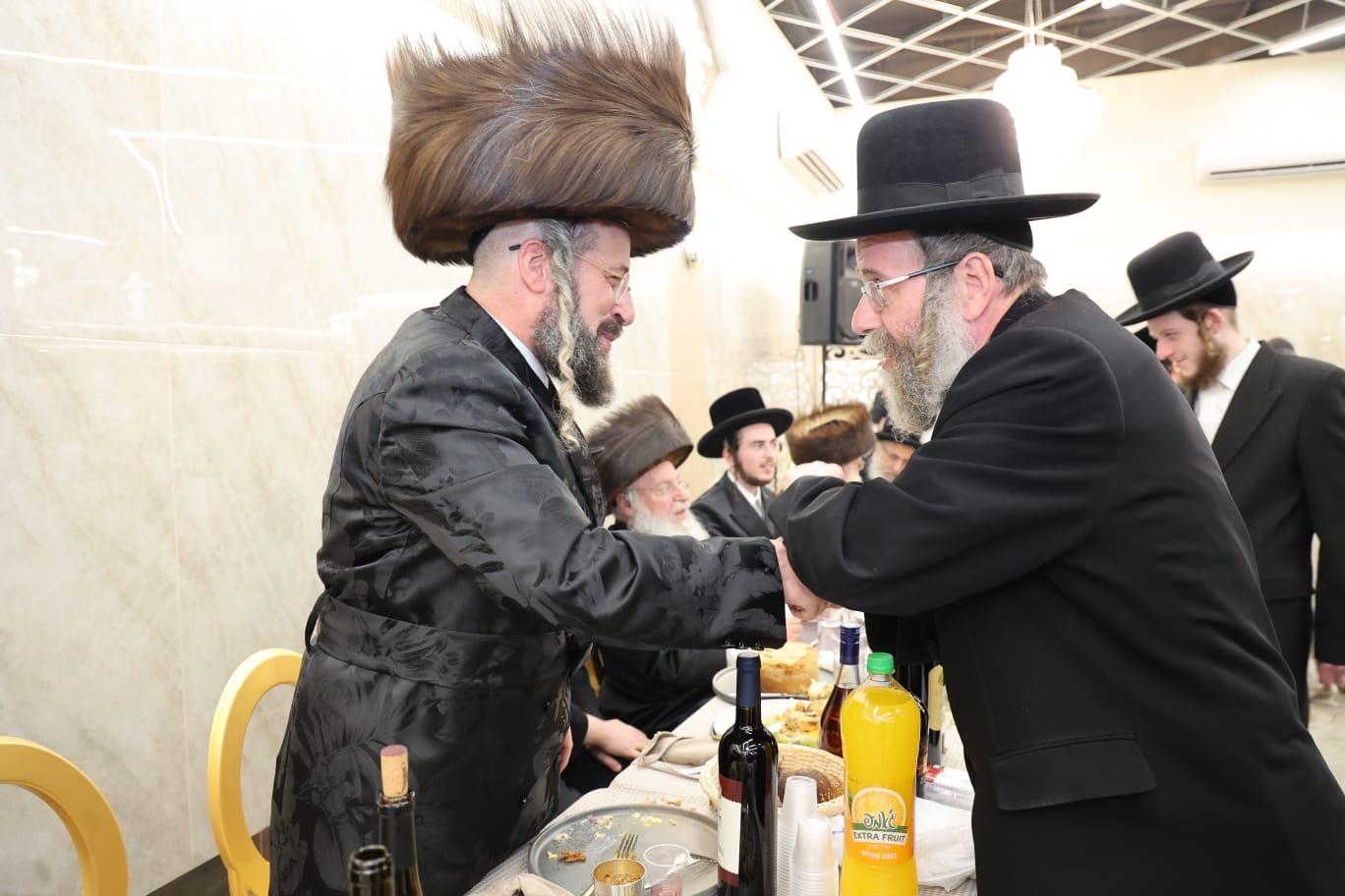 שמחת בית חיי נפש, בנו של הגר"ב ווייס התארס