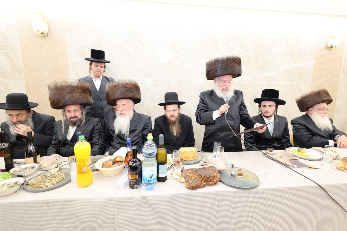 שמחת בית חיי נפש, בנו של הגר"ב ווייס התארס