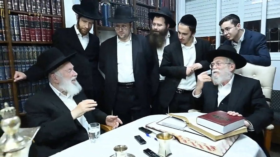 הגר"י זילברשטיין בביקור אצל גיסו הגאון רבי בנימין דוד אלישיב 