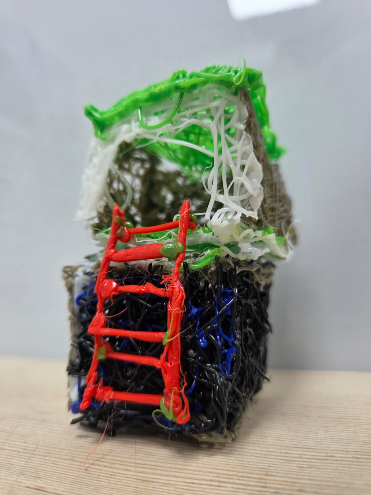 יצירת הסוכות של ילדי ת"ת 'חזון מאיר' ובית ישראל 