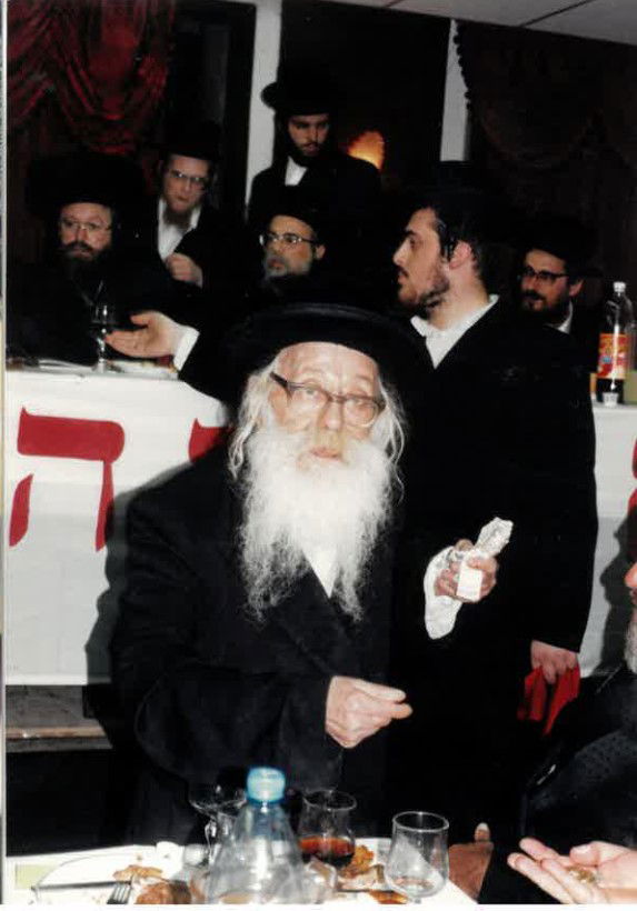 הרה"צ רבי דוד לייב שווארץ זצ"ל באסיפת צדקה