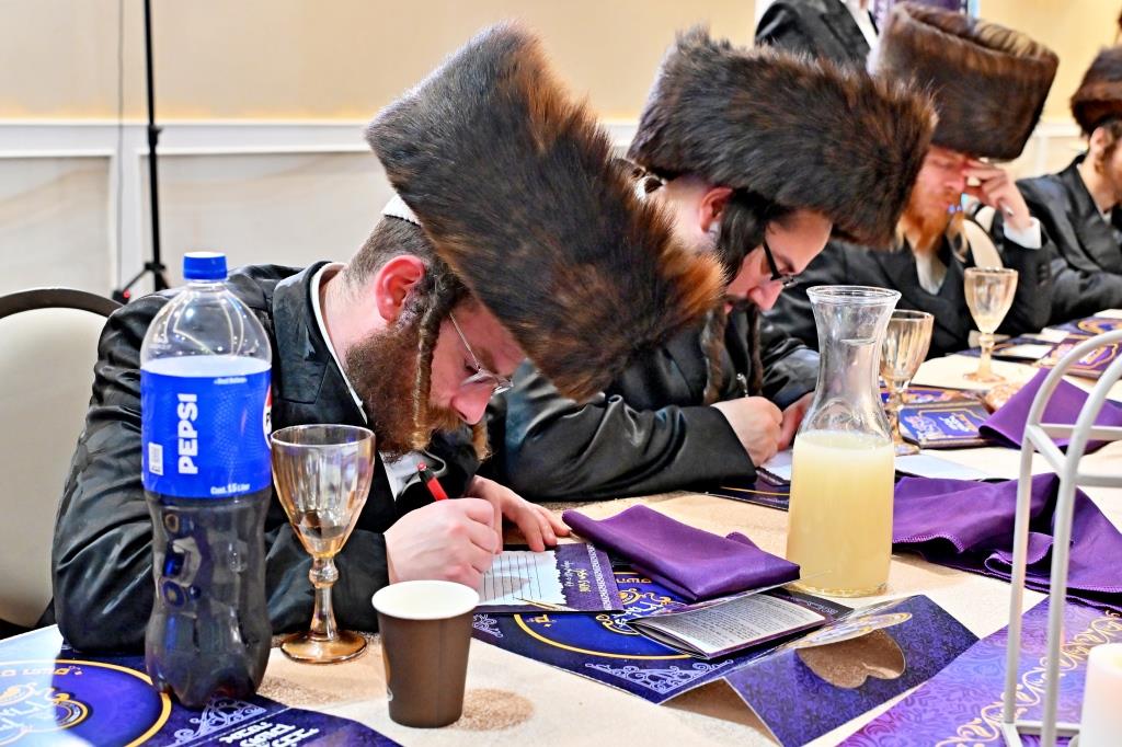 דינר לטובת בניית בנין בית החינוך לבנות משבצות זהב – בית שמש