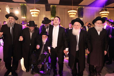 הגר"י פרץ בשמחת נישואי בן הגאון רבי שמואל כהן