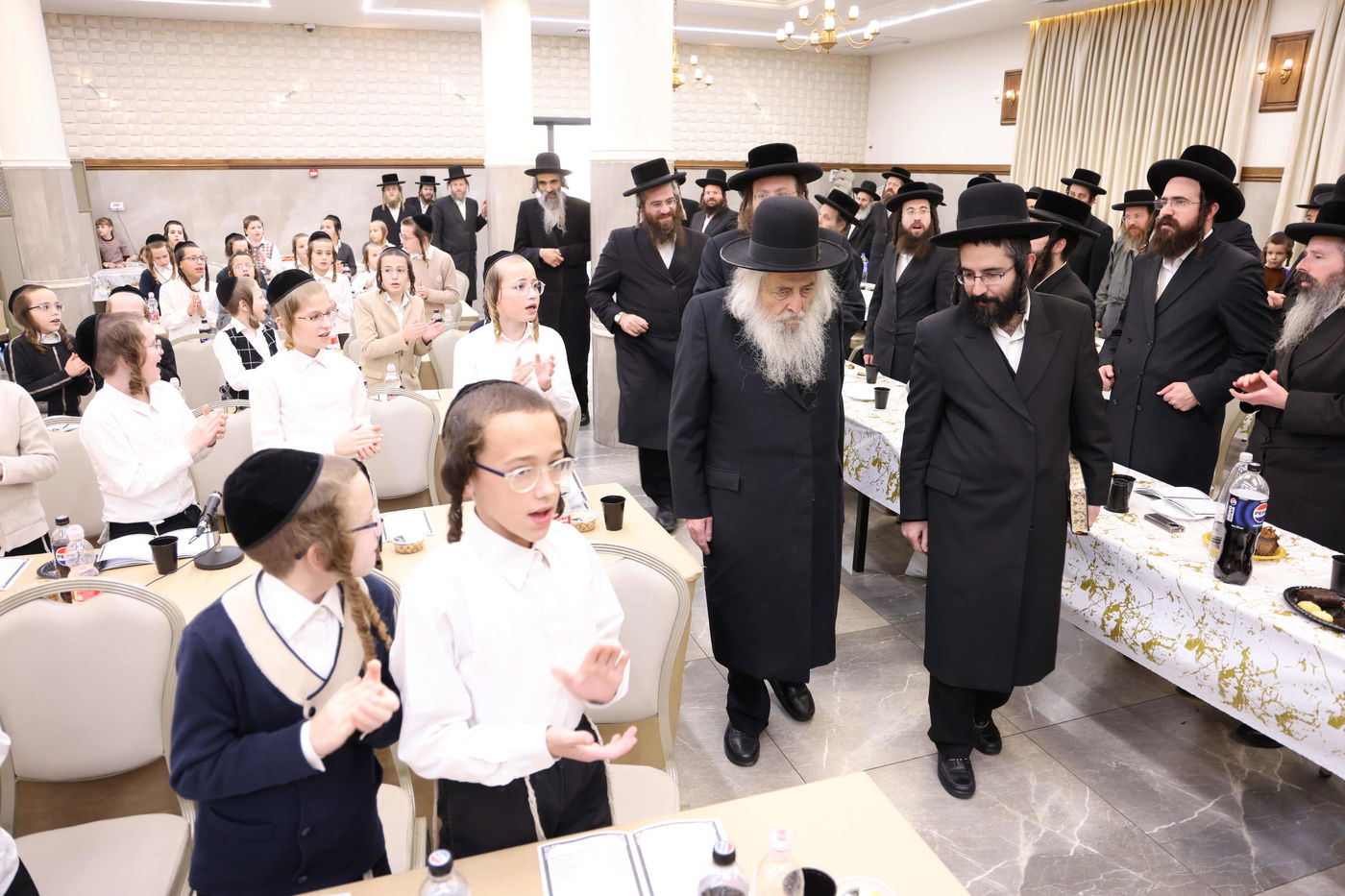 הגרי"ד טורצ'ין במעמד כבוד התורה בת"ת 'נהלך ברגש' בביתר