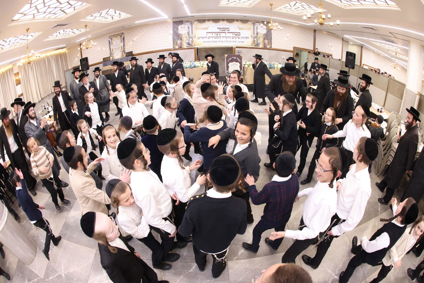 מעמד כבוד התורה בת"ת 'נהלך ברגש' בביתר