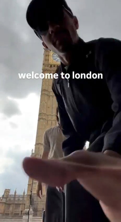 גניבת הטלפון - באמצע הסלפי