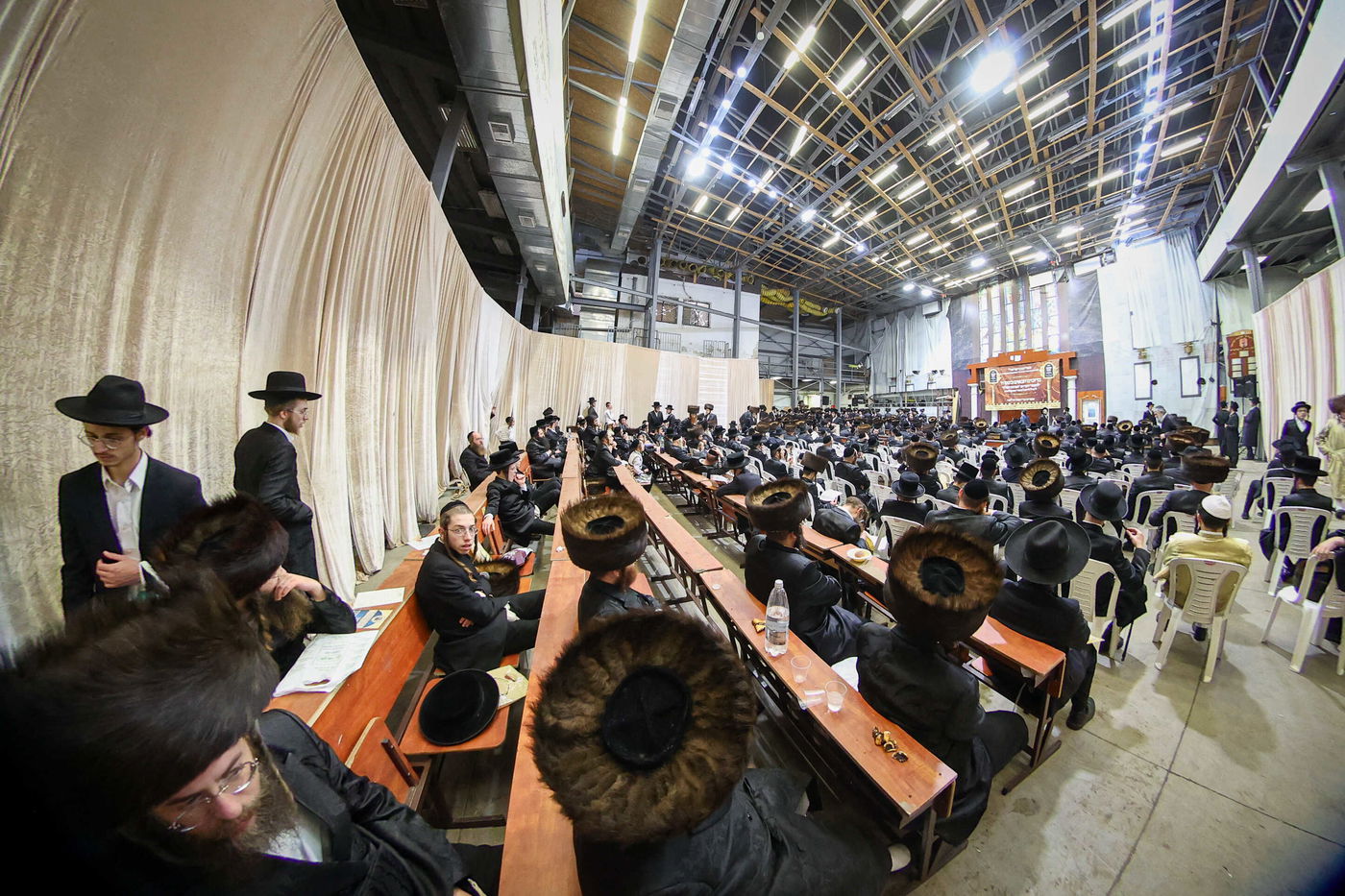 כינוס נגד פגעי הטכנולוגיה ע"י הגה"צ רבי צבי מאיר זילברברג