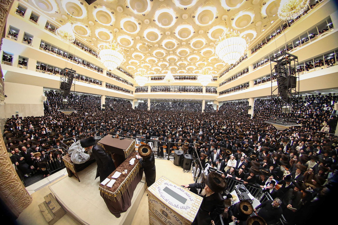 כינוס נגד פגעי הטכנולוגיה ע"י הגה"צ רבי צבי מאיר זילברברג