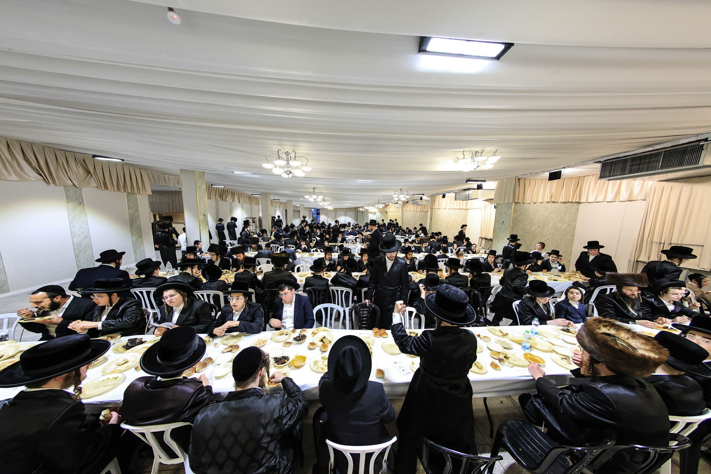 כינוס נגד פגעי הטכנולוגיה ע"י הגה"צ רבי צבי מאיר זילברברג