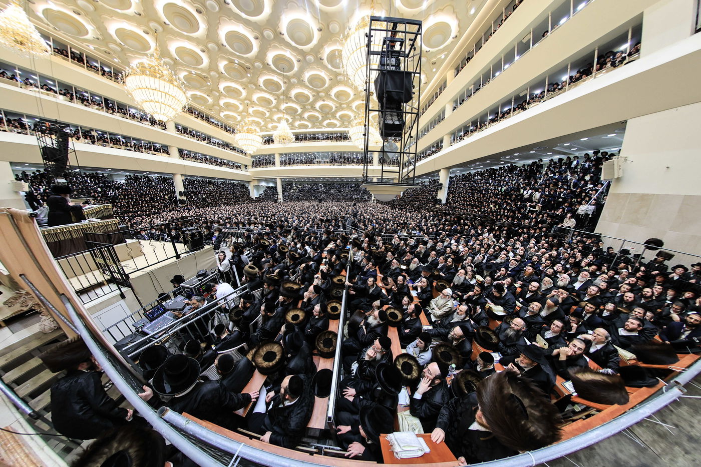 כינוס נגד פגעי הטכנולוגיה ע"י הגה"צ רבי צבי מאיר זילברברג